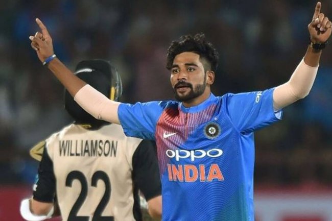 முதல் டெஸ்டிலேயே உச்சம்: ஜாம்பவான்களின் பட்டியலில் இணைந்த வீரர்