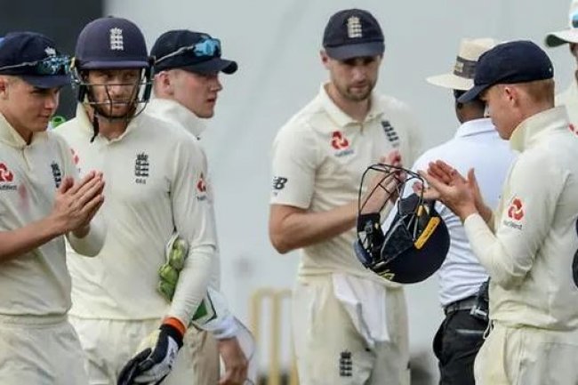 இலங்கையை வந்தடைந்தது இங்கிலாந்து கிரிக்கெட் அணி