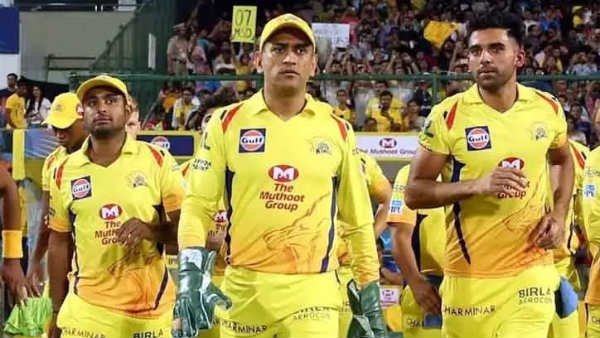 தமிழக வீரர்களை குறைத்து மதிப்பிட்ட தோனி.. செம பதிலடி!