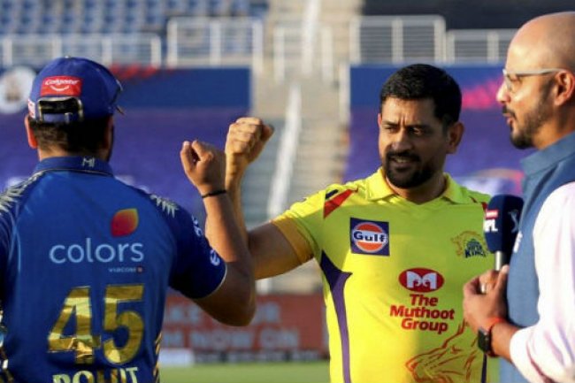 கிளம்பி போயிட்டா என்ன செய்யுறது? கோபத்தை கொட்டிய தோனி.. கோட்டை எல்லாம் அழிங்க!