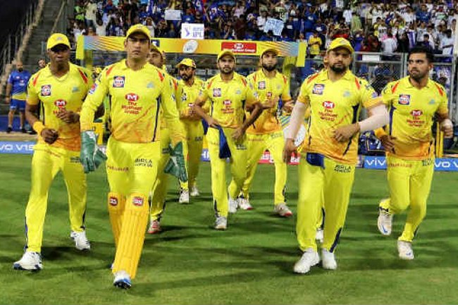 இன்னாங்க இது... சிஎஸ்கேவில் இணைந்த 2 இலங்கை பௌலர்கள்!