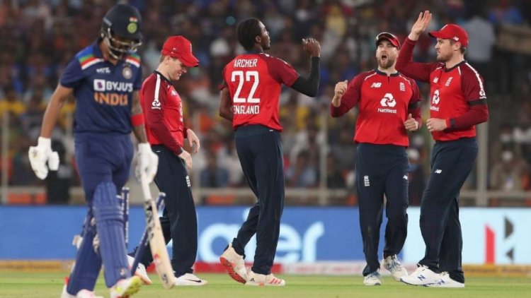 தோல்வியை தழுவிய இந்தியா... 8 விக்கெட்டுகள் வித்தியாசத்தில் இங்கிலாந்து அதிரடி வெற்றி