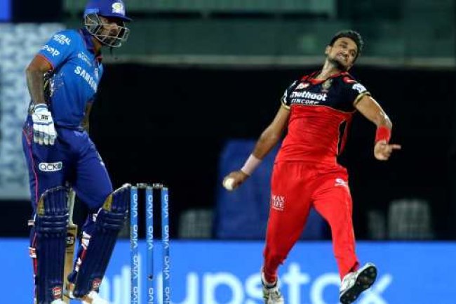 ஒரே போட்டியில் ஏகப்பட்ட சாதனைகள்.. மும்பை கனவை தவுடுபொடியாக்கிய இளம் வீரர்!