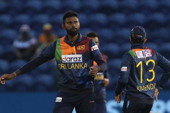 இலங்கை வீரர் உதான சர்வதேச கிரிக்கெட்டில் இருந்து ஓய்வு