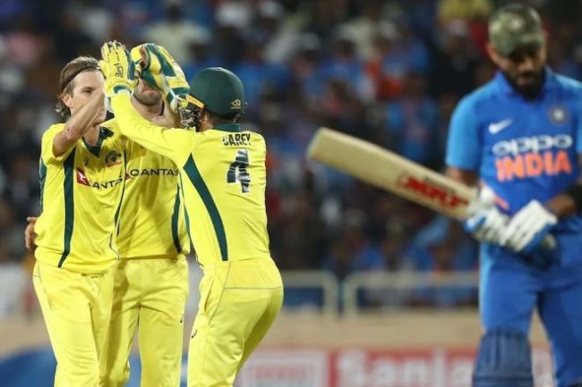 விராட் கோலிக்கு ஆஸ்திரேலிய வீரரால் காத்திருக்கும் கண்டம்.. 5 முறை அவுட்.... என்ன நடக்குமோ?