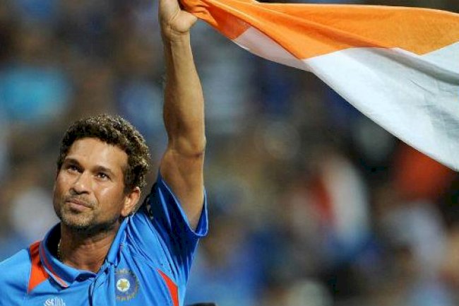 உள்ளாடைகளில் டிஸ்யூ பேப்பரை வைத்துக் கொண்டு விளையாடினேன்! மனம் திறந்த சச்சின்!