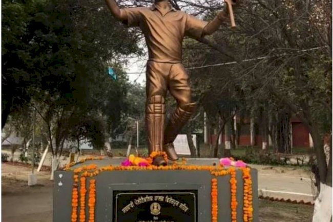 யுவராஜ் சிங் சிலை திறக்கப்பட்டது!